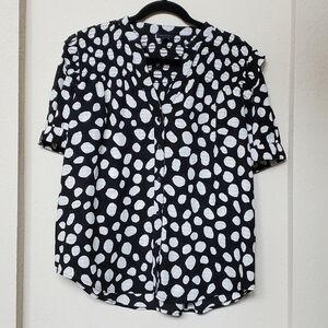 Ann Taylor Leopard Animal Print Split Neck Popover Top Size M